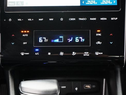 Used 2023 Hyundai Santa Cruz SEL Premium w/ Launch Package image 14