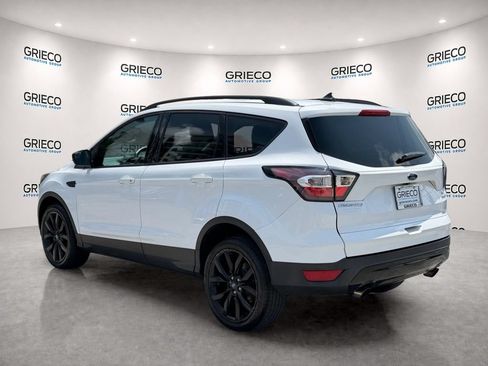 Used 2018 Ford Escape SE w/ SE Sport Appearance Package AWD/4WD image 5