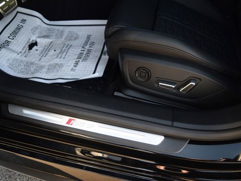 Used 2025 Audi RS 7 Performance image 18