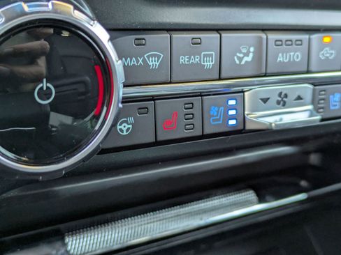 New 2025 Ford F150 Lariat w/ Equipment Group 502A High image 27