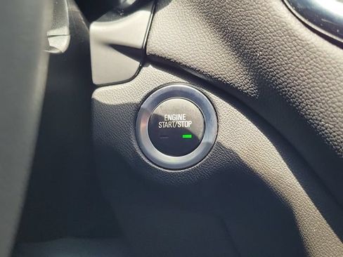 Used 2023 Chevrolet Equinox LT FWD image 25