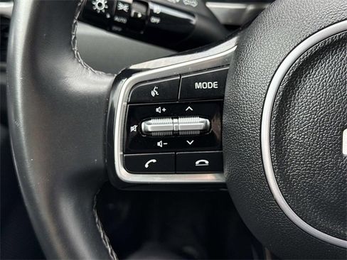 Used 2023 Kia Sorento SX image 25