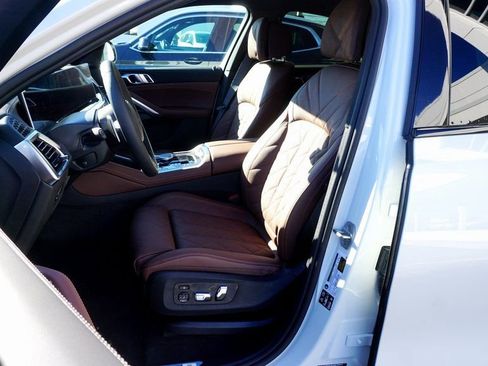 New 2026 BMW X6 xDrive40i AWD/4WD image 9