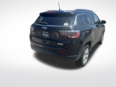 Used 2018 Jeep Compass Latitude w/ Popular Equipment Group AWD/4WD image 6