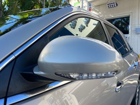 Used 2011 Buick Enclave CXL image 91