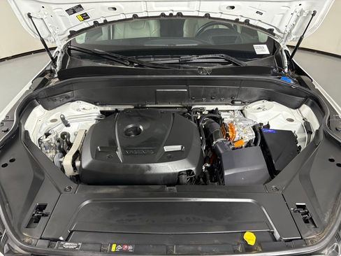 Used 2023 Volvo XC90 T8 Ultimate w/ Lounge Package AWD/4WD image 44