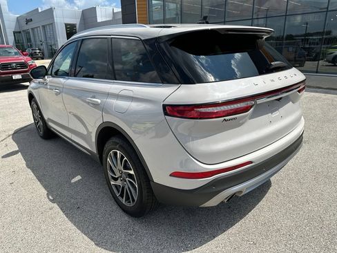 Used 2020 Lincoln Corsair AWD w/ Equipment Group 101A image 9