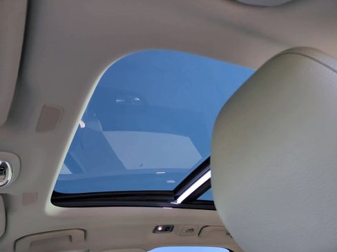 Used 2018 Volvo XC60 T8 Inscription w/ Advanced Package image 18