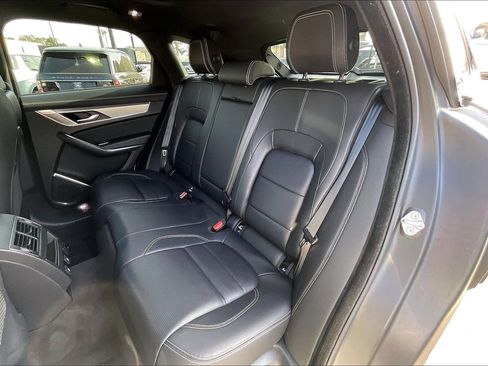 Used 2024 Jaguar F-PACE R-Dynamic S AWD/4WD image 18