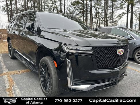 Used 2023 Cadillac Escalade ESV Premium Luxury image 1