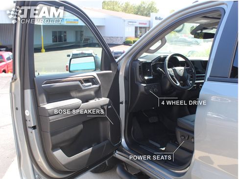 New 2026 Chevrolet Silverado 1500 RST w/ Redline Edition AWD/4WD image 3