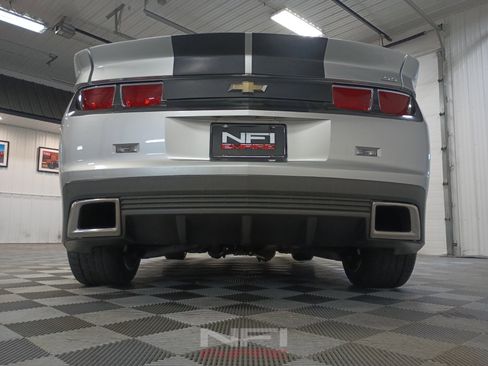Used 2010 Chevrolet Camaro SS w/ LPO, Ground Effects Package image 20