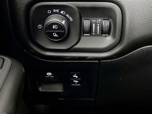 New 2026 RAM 1500 Big Horn AWD/4WD image 14