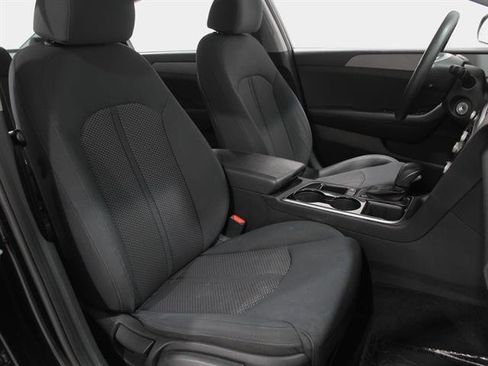 Used 2019 Hyundai Sonata SE image 15