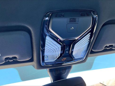 Used 2022 BMW X6 xDrive40i w/ Executive Package image 30