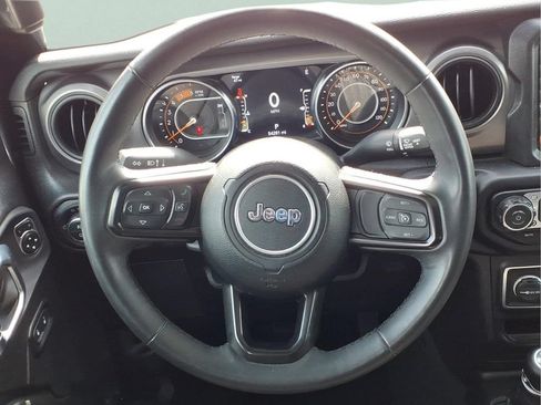 Used 2023 Jeep Gladiator Sport AWD/4WD image 22