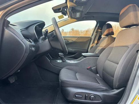 Used 2023 Chevrolet Malibu LT image 17
