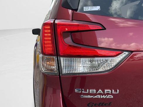 Used 2023 Subaru Forester Premium AWD/4WD image 41