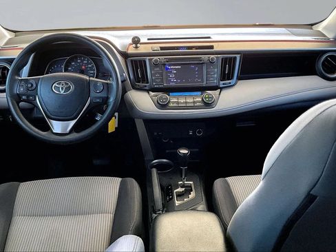 Used 2013 Toyota RAV4 XLE FWD image 7