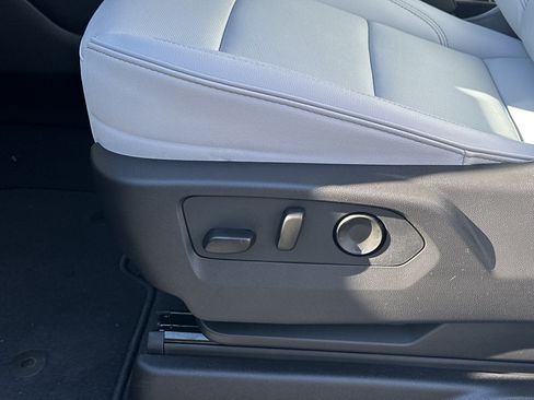 New 2026 Chevrolet Suburban Premier image 10