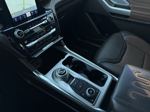 Certified 2021 Ford Explorer King Ranch w/ Premium Technology Package image 20