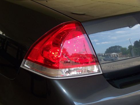 Used 2014 Chevrolet Impala Limited LS image 38