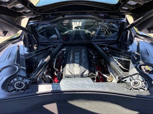 Used 2023 Chevrolet Corvette Stingray Preferred Cpe w/ Stealth Interior Trim Package RWD image 3