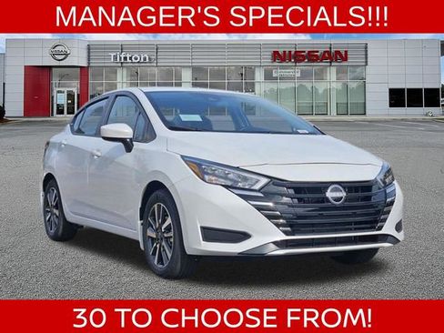 New 2025 Nissan Versa S w/ Trunk Package FWD image 1