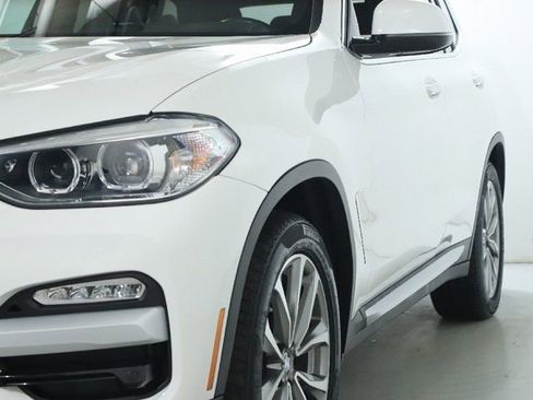 Used 2019 BMW X3 xDrive30i w/ Premium Package image 4