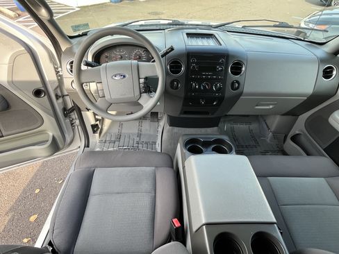 Used 2004 Ford F150 XLT image 12