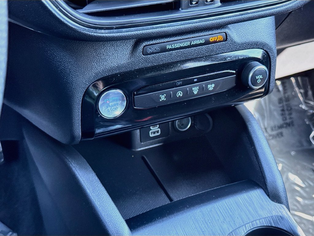 Used 2024 Ford Escape ST-Line w/ Tech Pack #1 FWD image 20