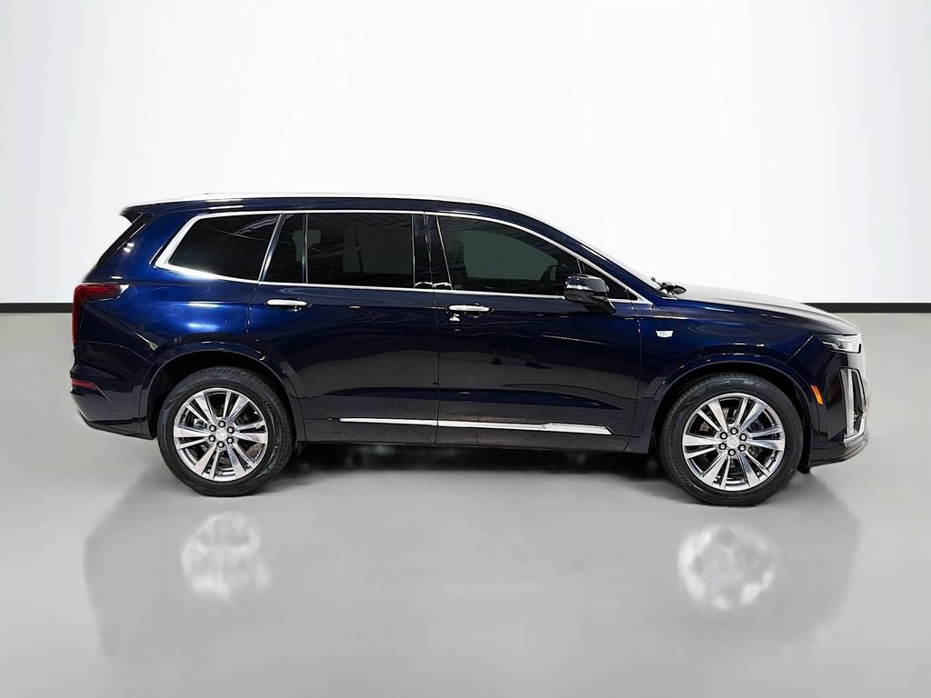 Used 2022 Cadillac XT6 Premium Luxury AWD/4WD image 10