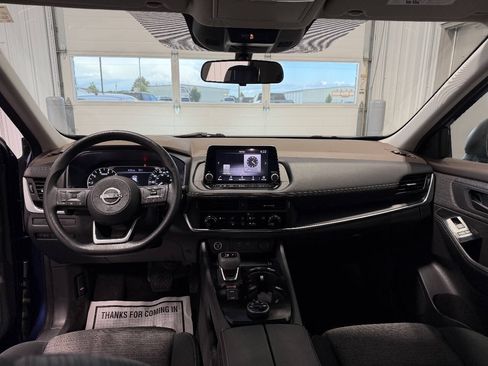 Used 2022 Nissan Rogue S AWD/4WD image 29