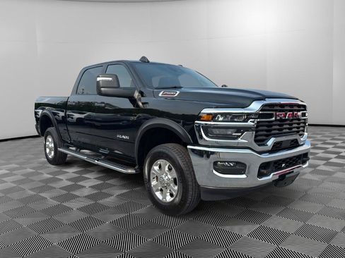 Used 2026 RAM 2500 Big Horn AWD/4WD image 2