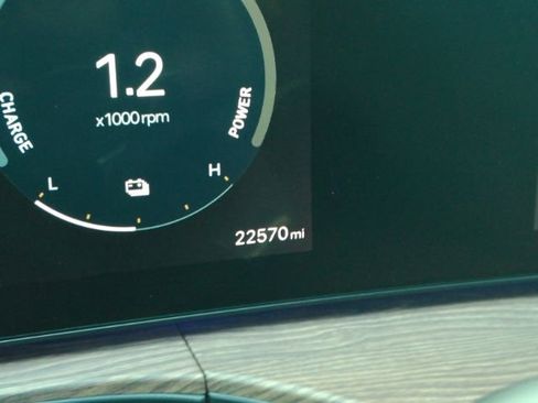 Used 2024 Hyundai Santa Fe Limited image 48