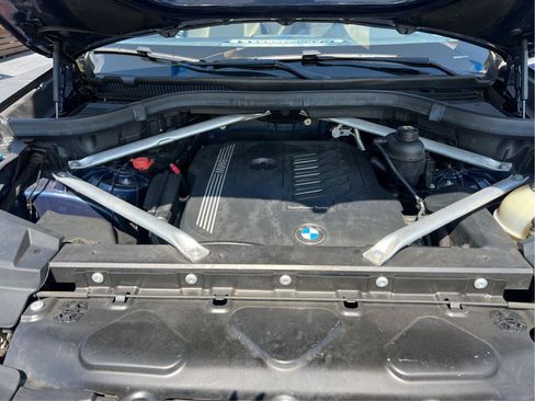 Used 2019 BMW X5 xDrive40i w/ Executive Package AWD/4WD image 27