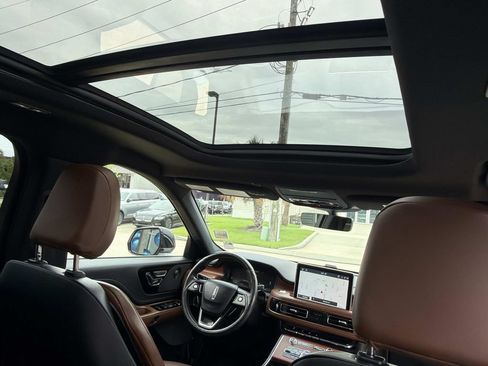 Certified 2022 Lincoln Aviator Reserve w/ Elements Package Plus RWD image 11