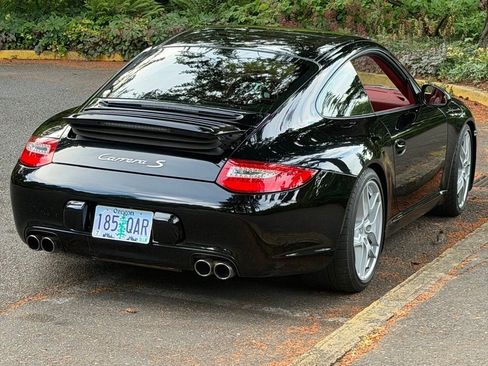 Used 2009 Porsche 911 Carrera S RWD image 2