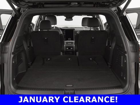 Used 2024 GMC Acadia Elevation w/ LPO, Floor Liner Package image 17