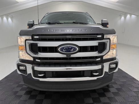 Used 2022 Ford F250 XLT w/ XLT Premium Package image 2