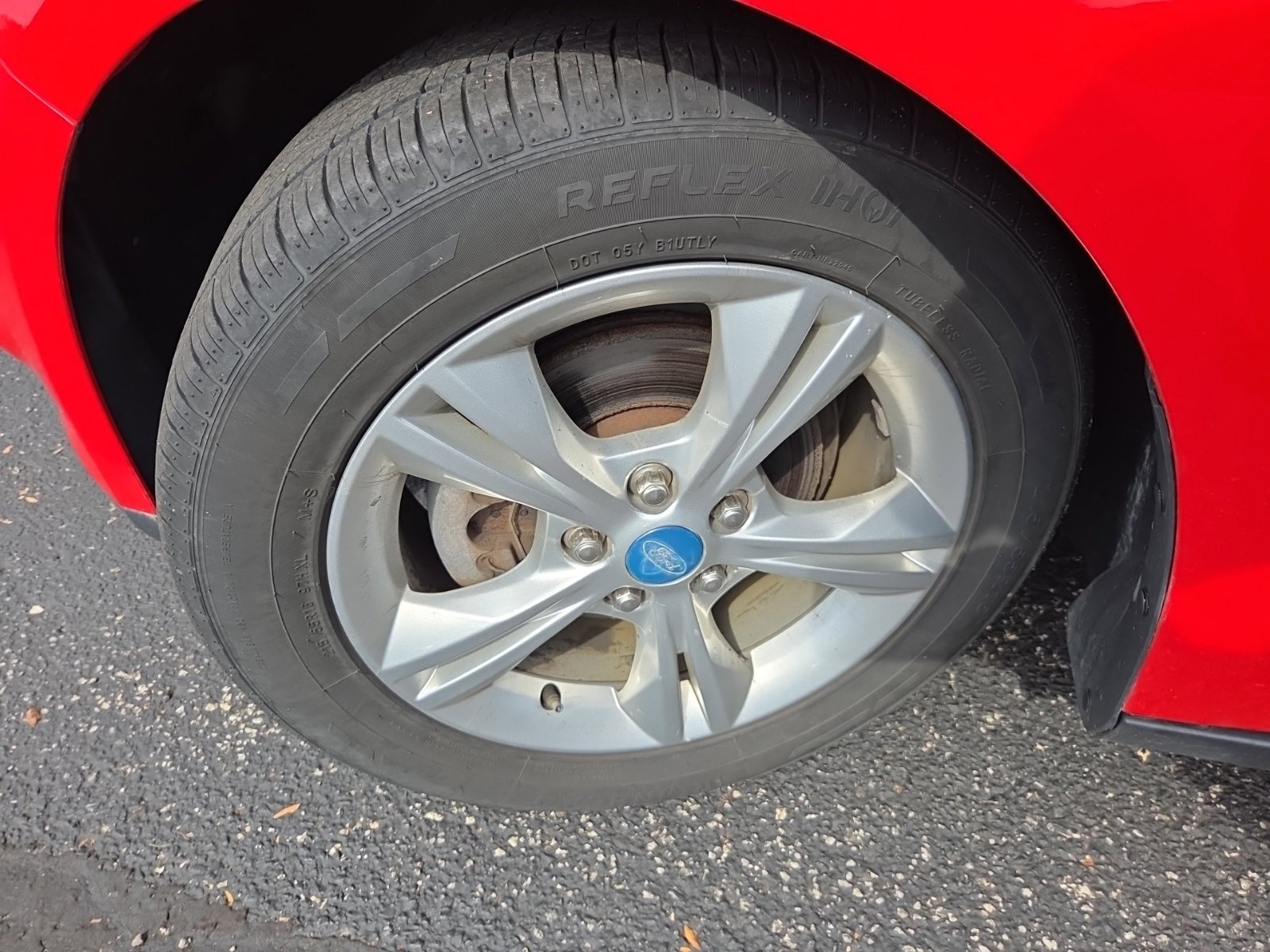 Used 2013 Ford Focus SE FWD image 14