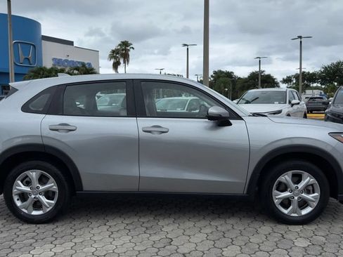 Used 2024 Honda HR-V LX image 12