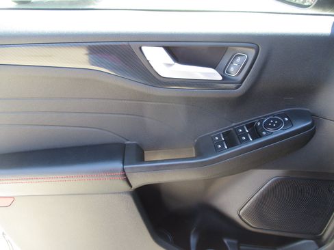 Used 2023 Ford Escape ST-Line w/ Tech Pack #1 AWD/4WD image 34