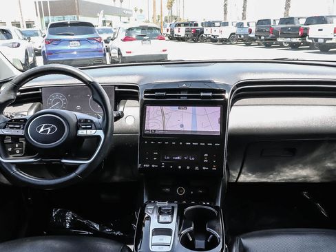 Used 2023 Hyundai Tucson Limited AWD/4WD image 17