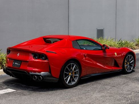 Used 2023 Ferrari 812 GTS RWD image 5