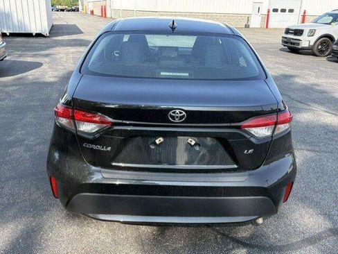 Certified 2022 Toyota Corolla LE FWD image 13