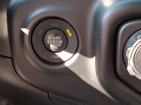 Used 2021 Jeep Wrangler Unlimited Sport AWD/4WD image 27