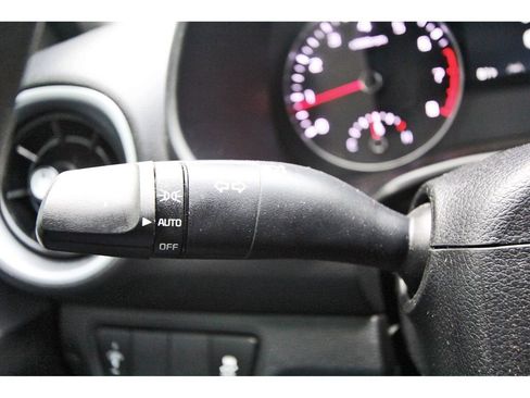 Used 2024 Kia Forte LXS image 17