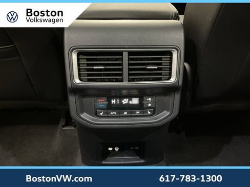 New 2026 Volkswagen Atlas SEL Premium R-Line image 28