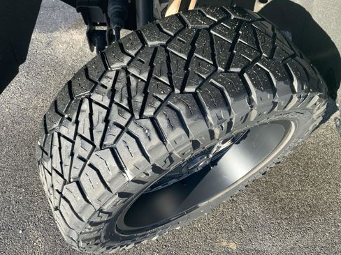 Used 2022 Chevrolet Silverado 1500 RST w/ Safety Package image 18